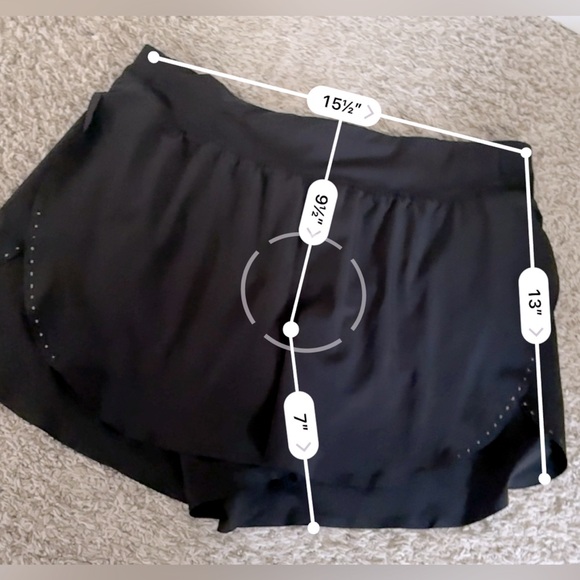 Lululemon Fast and Free High-Rise Short 2" *Airflow
In-Sense Emboss Black 10 - Picture 5 of 6